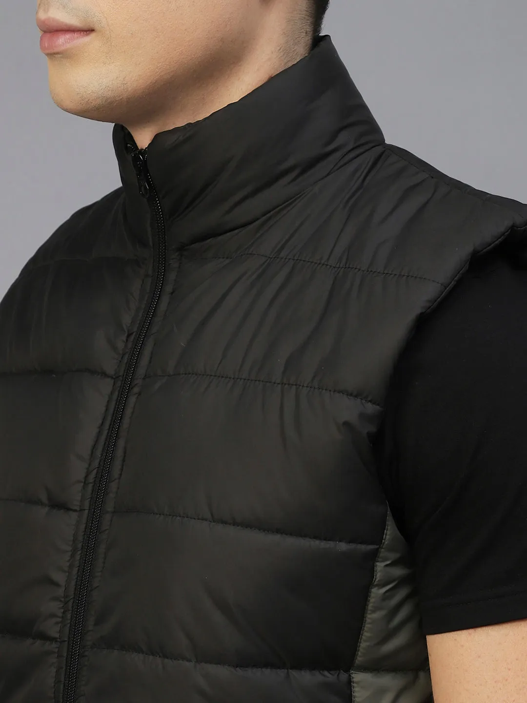 Black Colorblock Sleeveless Puffer Jacket