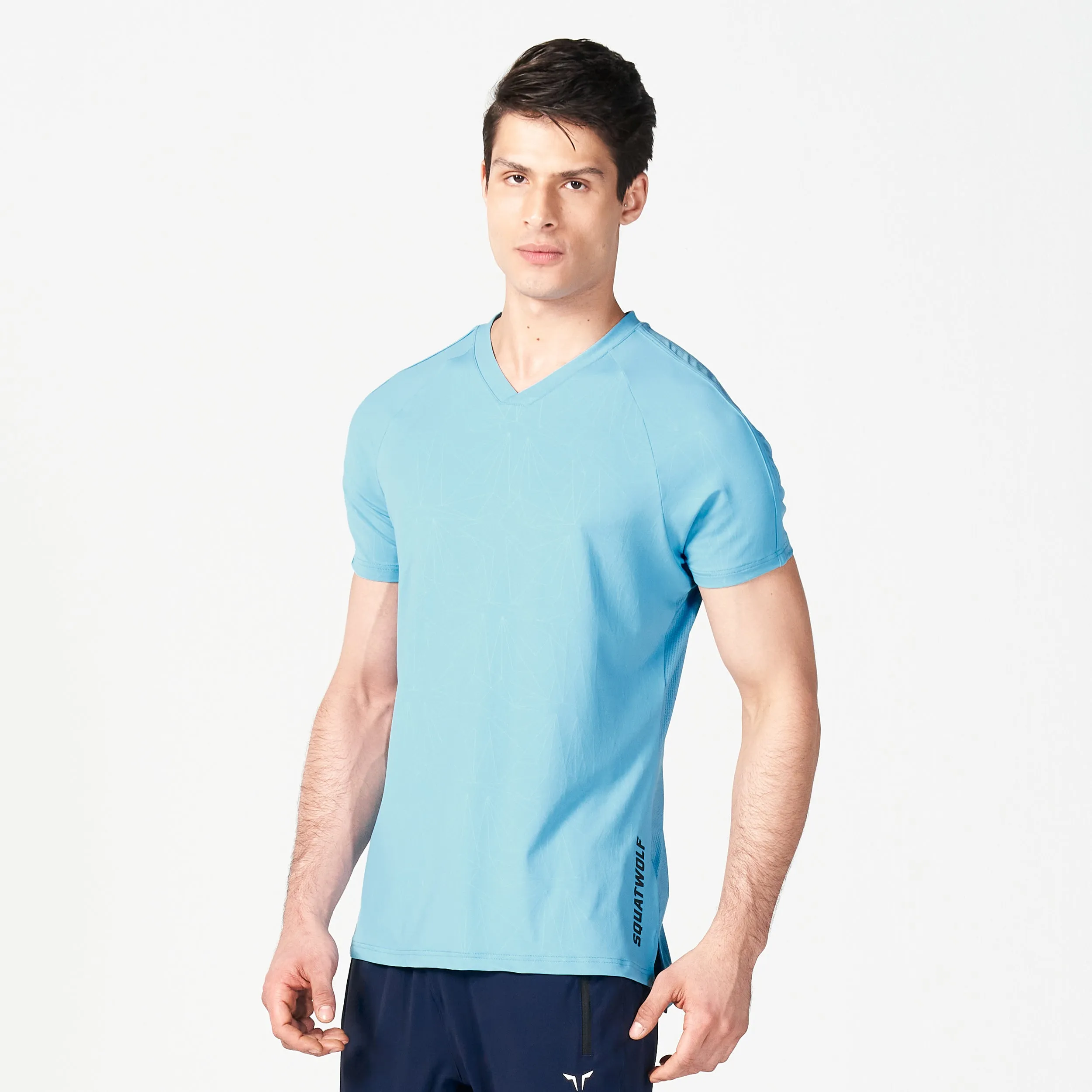 Core V-neck AeroTech Tee - Delph Blue