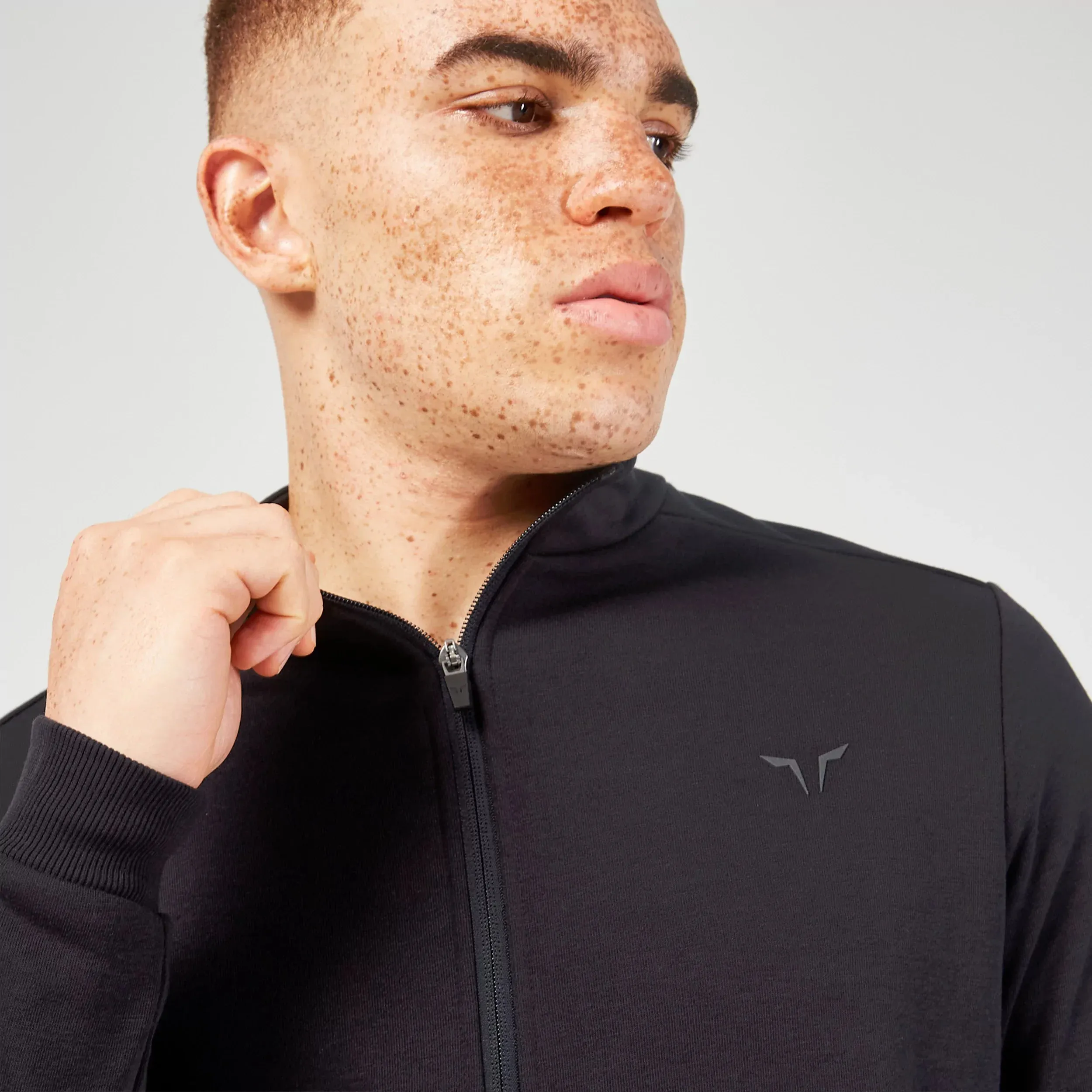 Essential Agility Track Jacket - Black