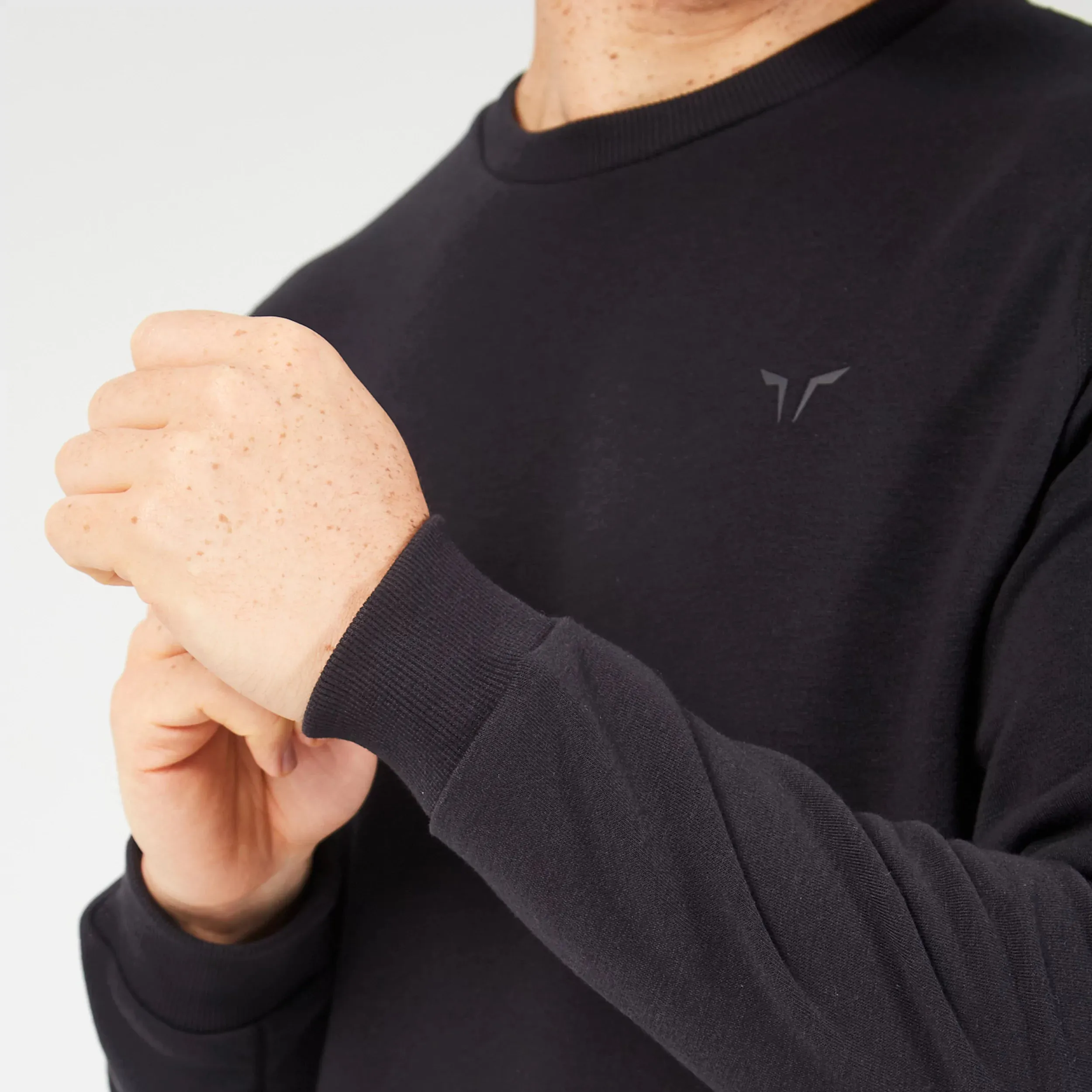 Essential Crew Neck Sweatshirt - Black