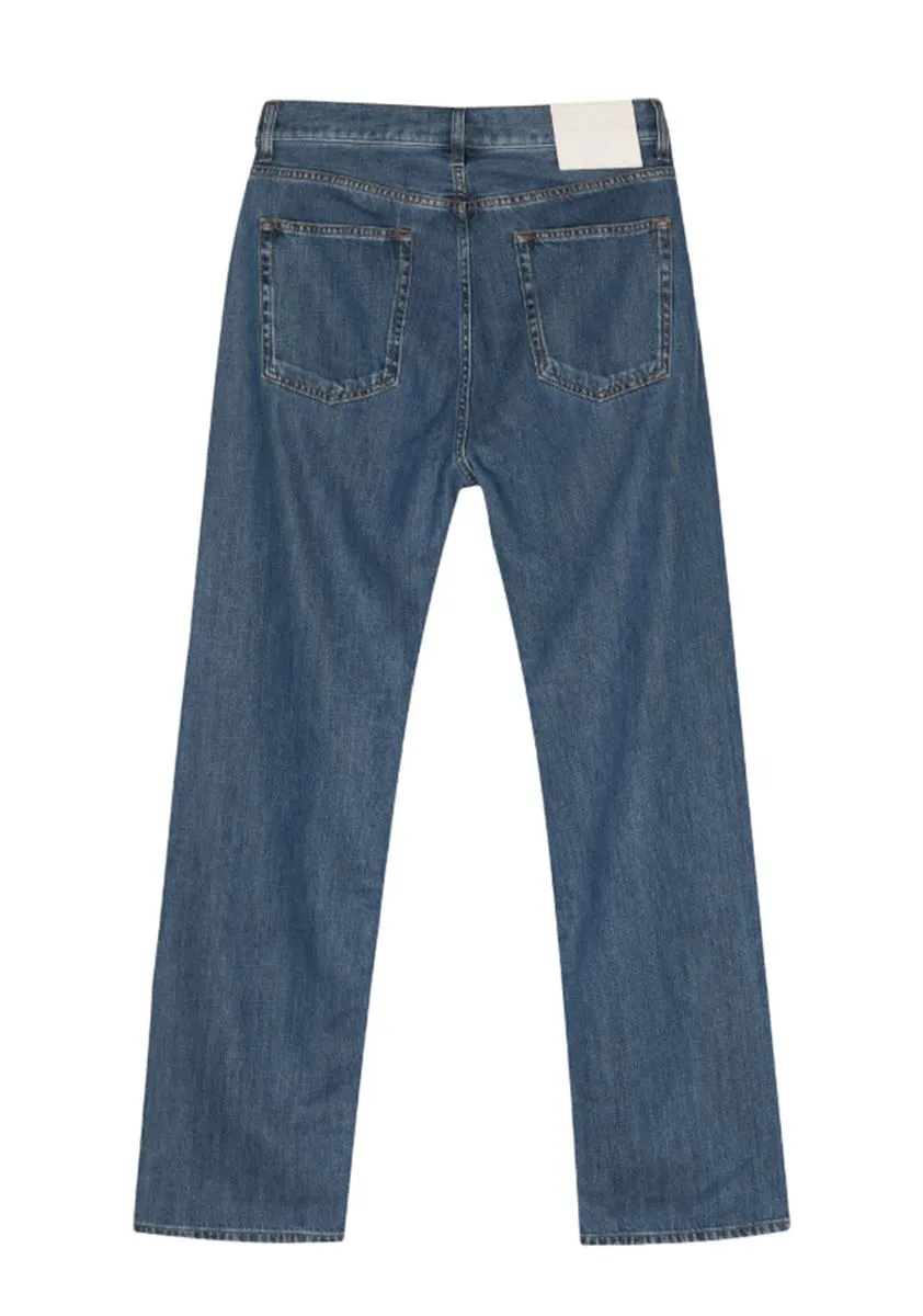 STRAIGHT-LEG WASHED JEANS