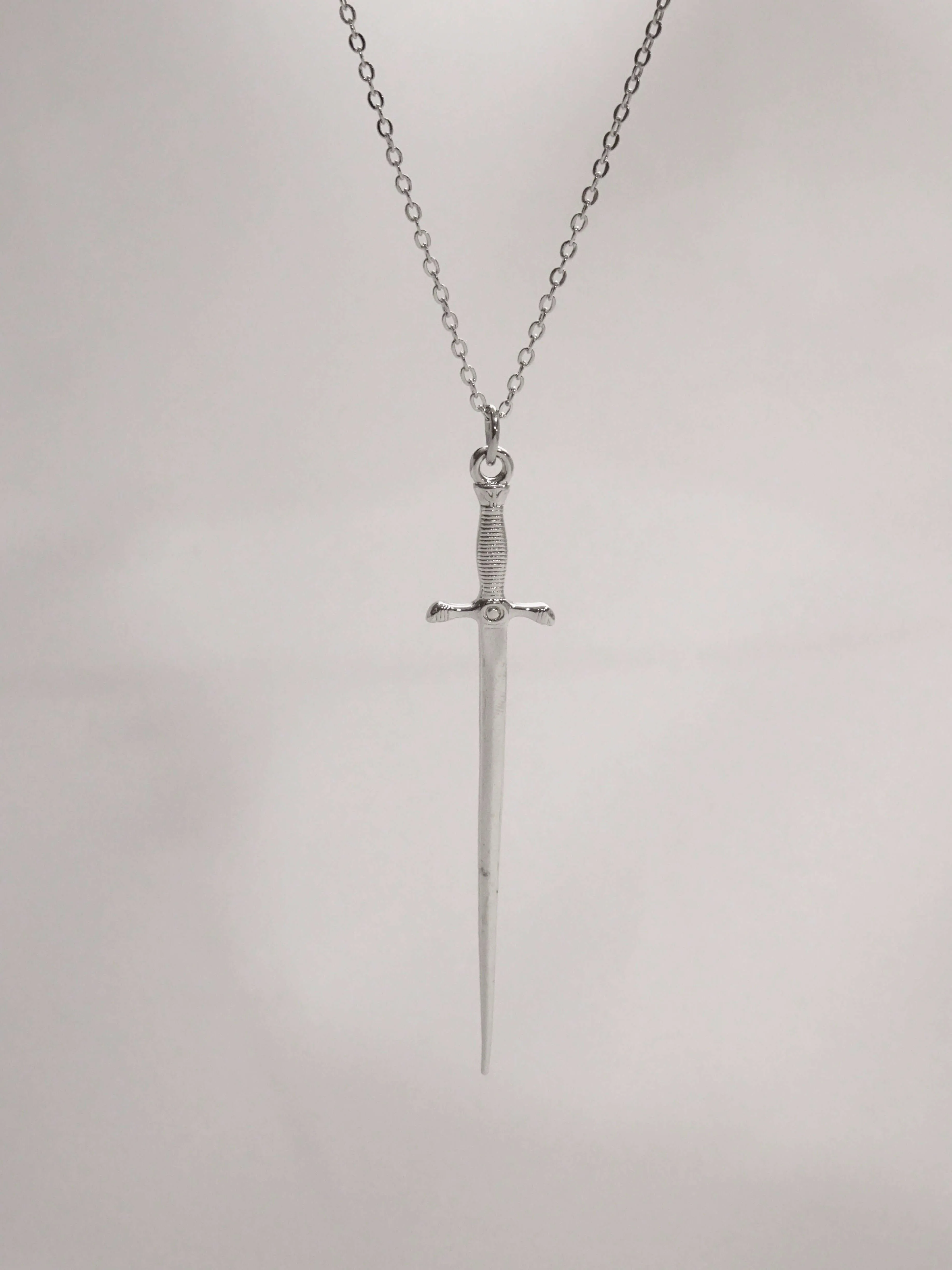 The Silvet Long Dagger Necklace